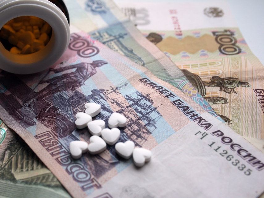 Правительство РФ может получить право определять норматив финансовых затрат на лекарства для льготников.