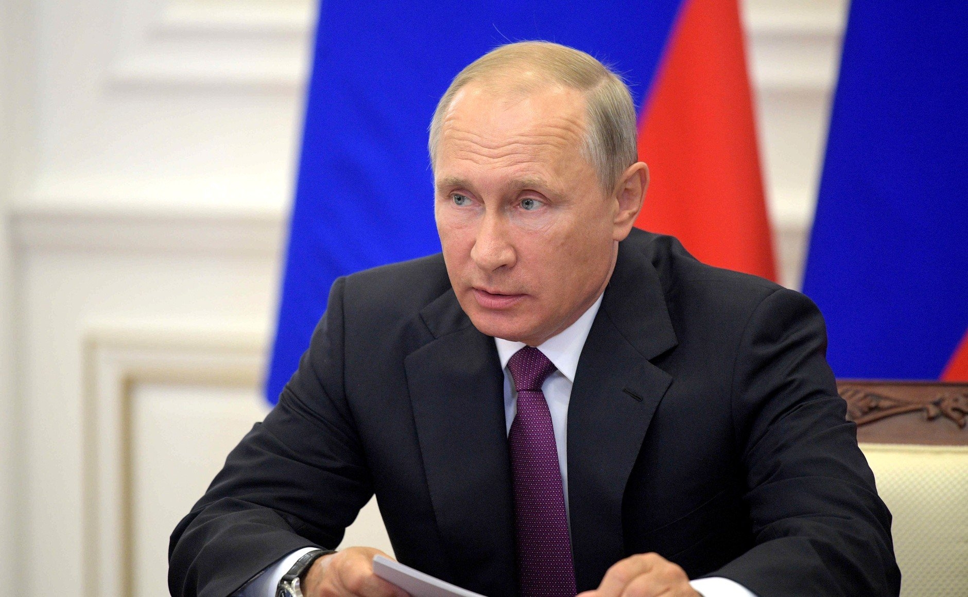 Путин предложил увеличить долю закупок госкомпаниями у МСП до не менее 25%